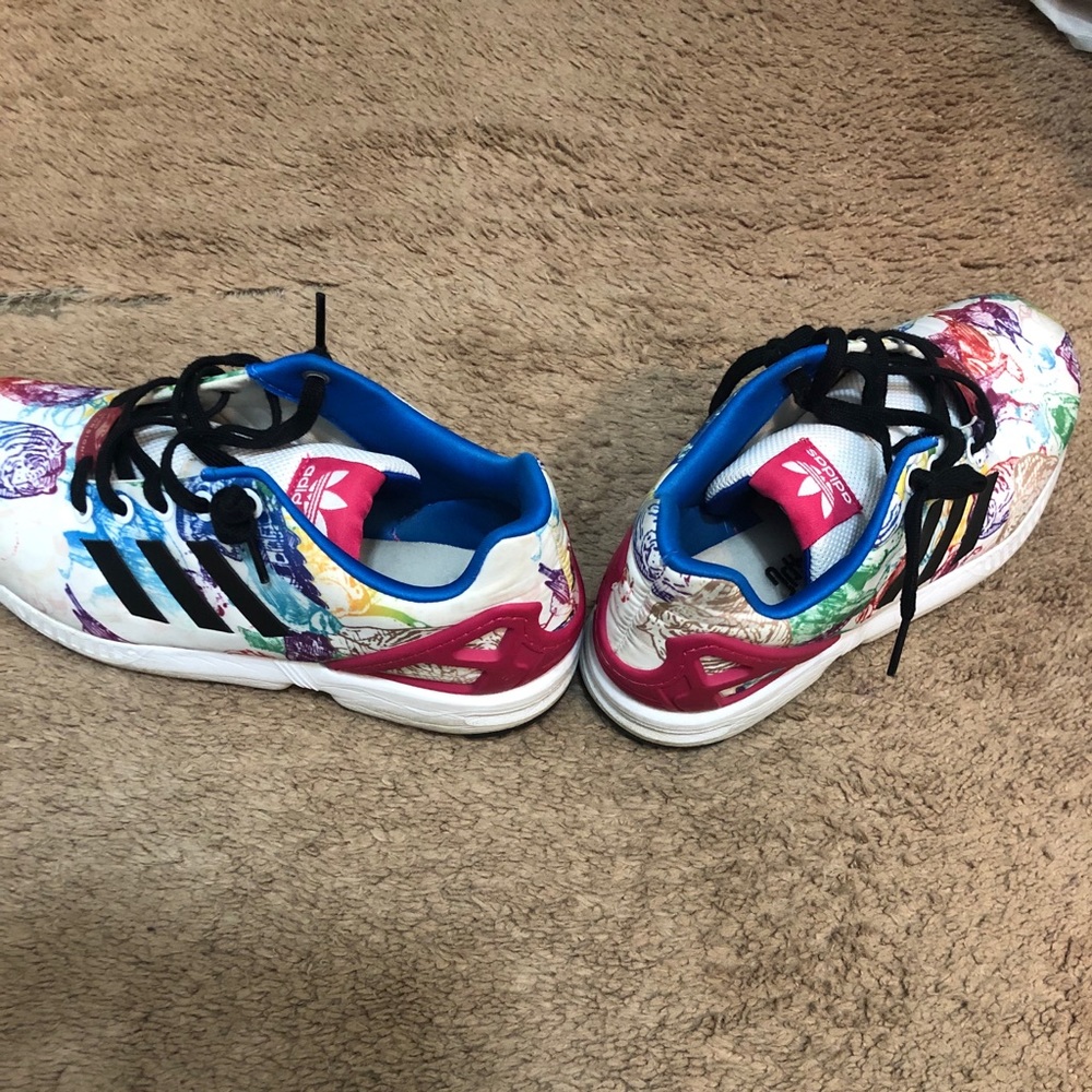 Shoes - Picture 5 of 5
